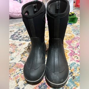 Boy BOGS winter boots
